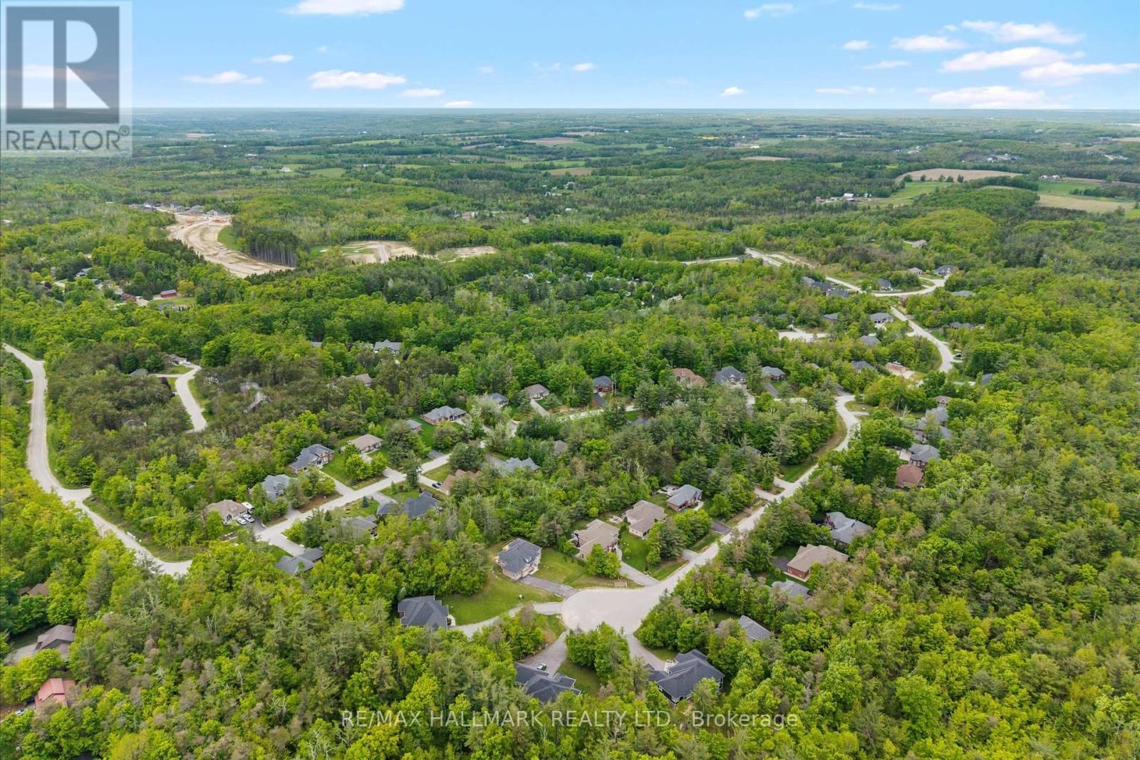Photo 42 of 24 Diamond Valley Drive, Oromedonte ON