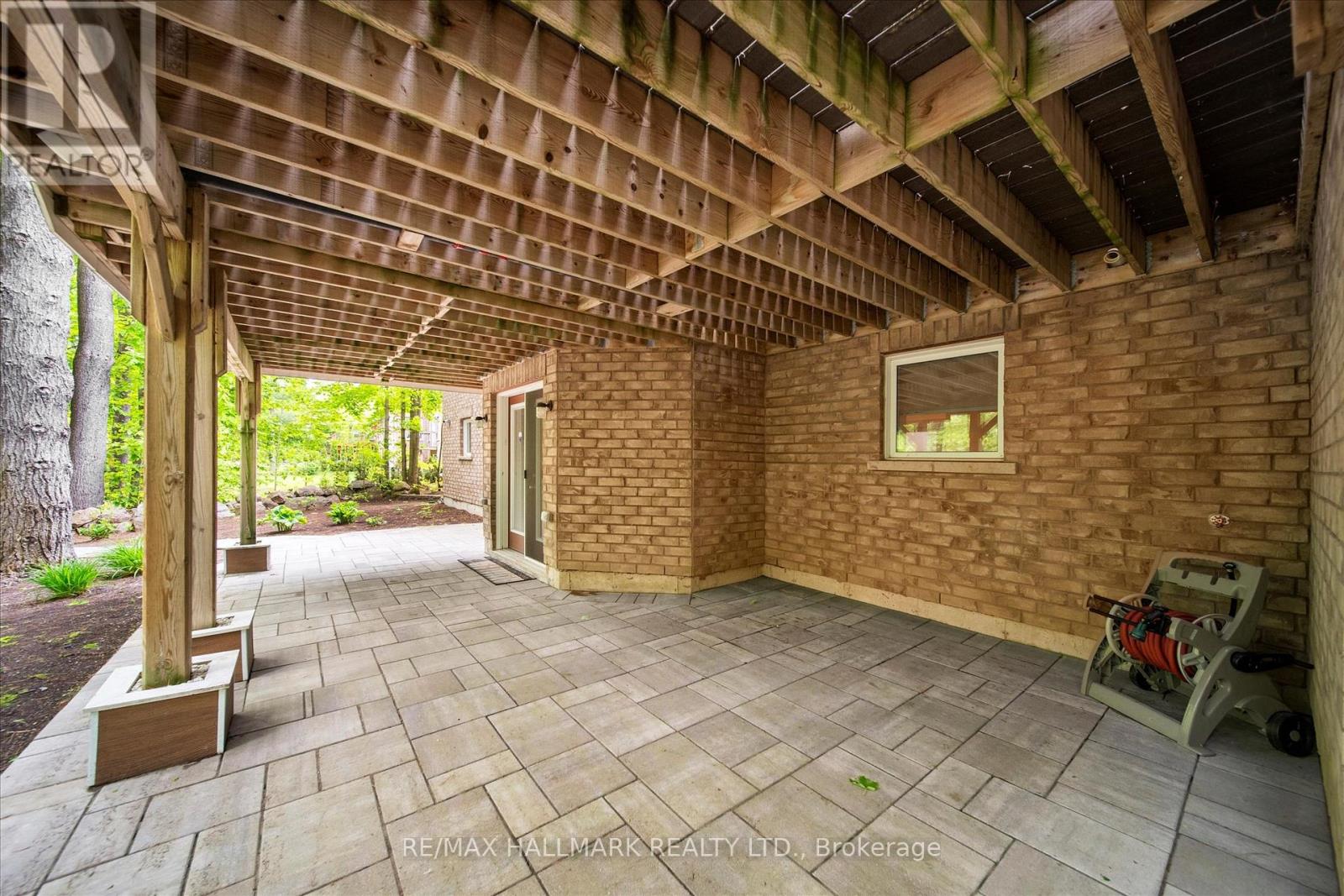 Photo 37 of 24 Diamond Valley Drive, Oromedonte ON