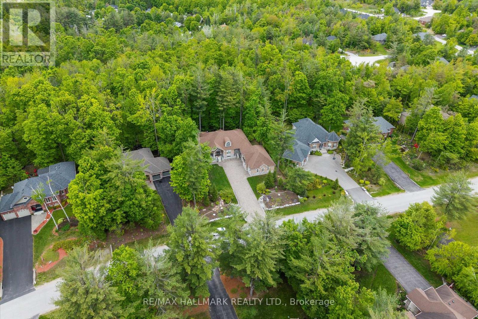 Photo 24 of 24 Diamond Valley Drive, Oromedonte ON