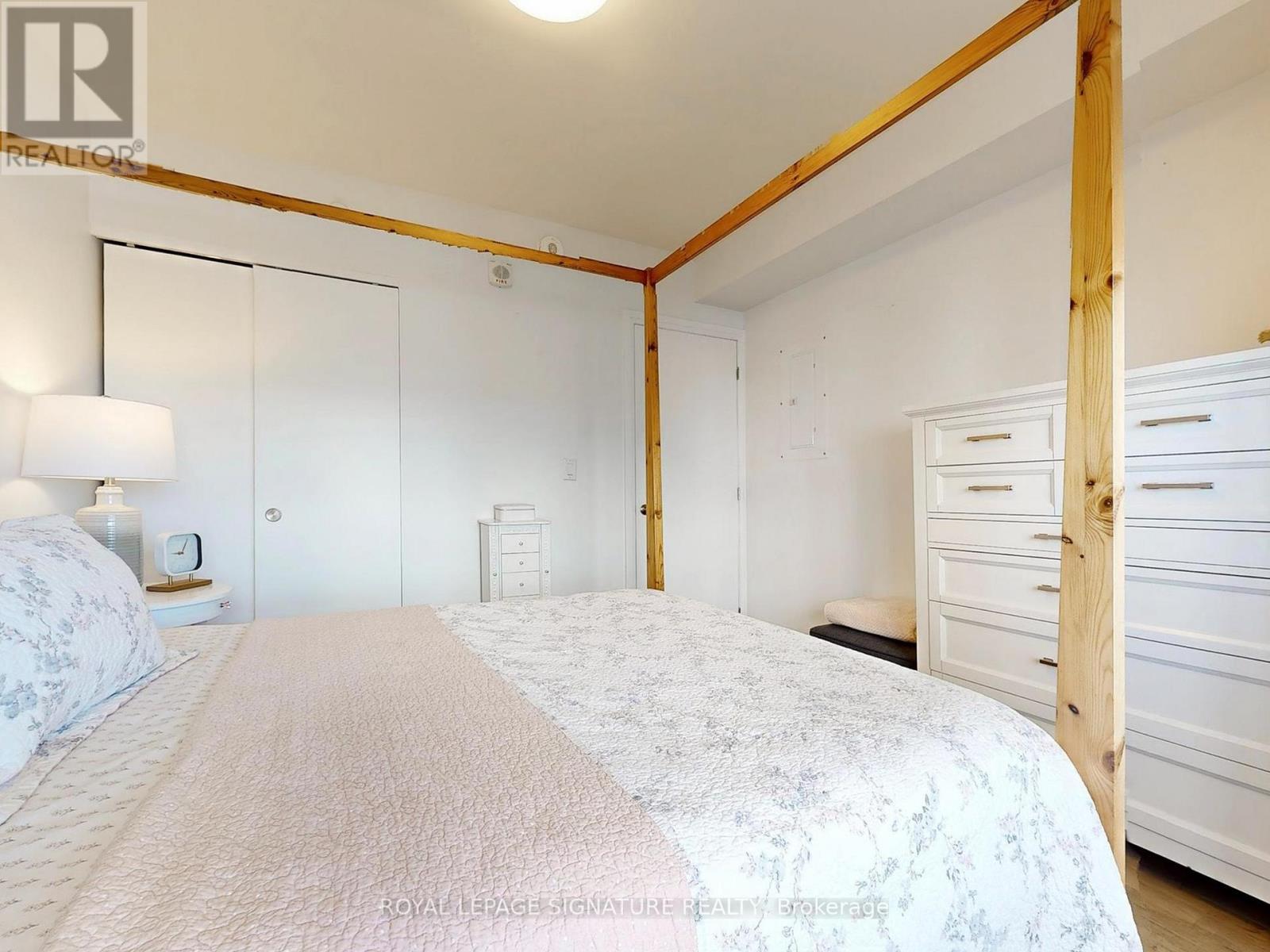 Photo 9 of 703 58 Lakeside Terrace, Barrie ON
