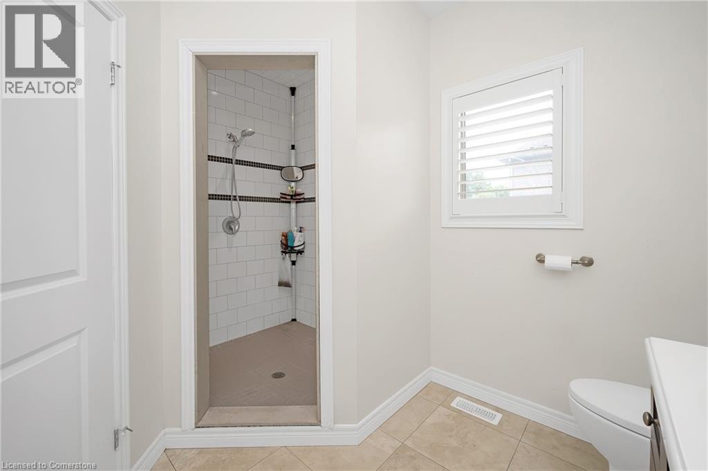 Photo 27 of 628 Mt Pleasant Road, Brantford ON