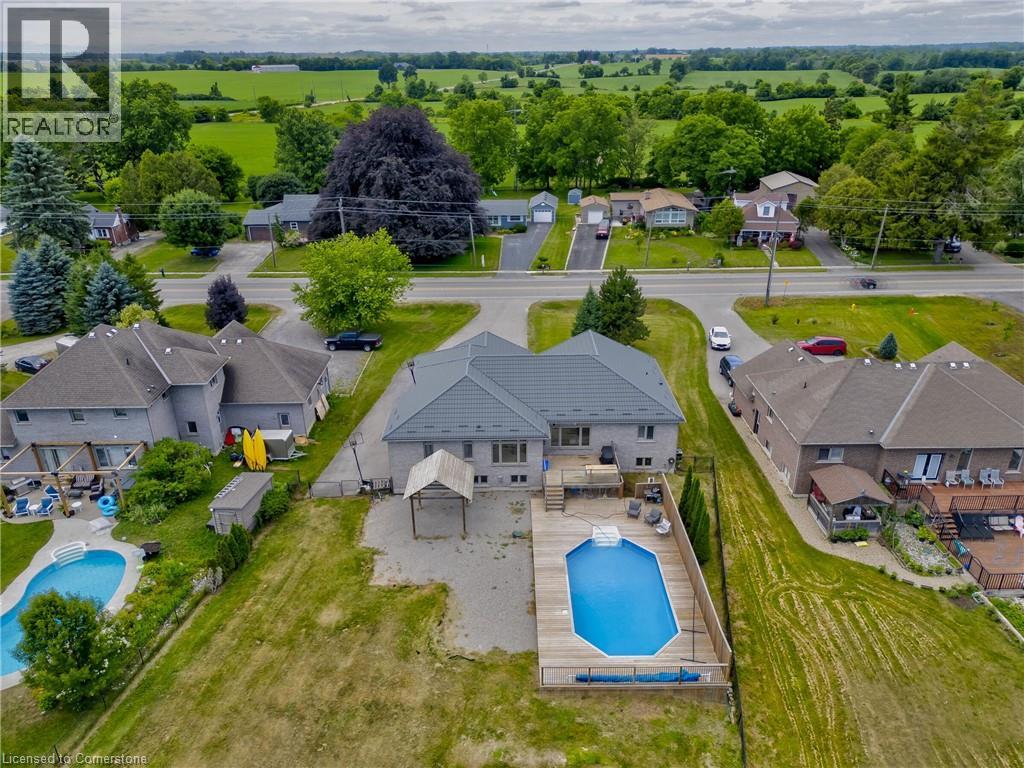 Photo 11 of 628 Mt Pleasant Road, Brantford ON