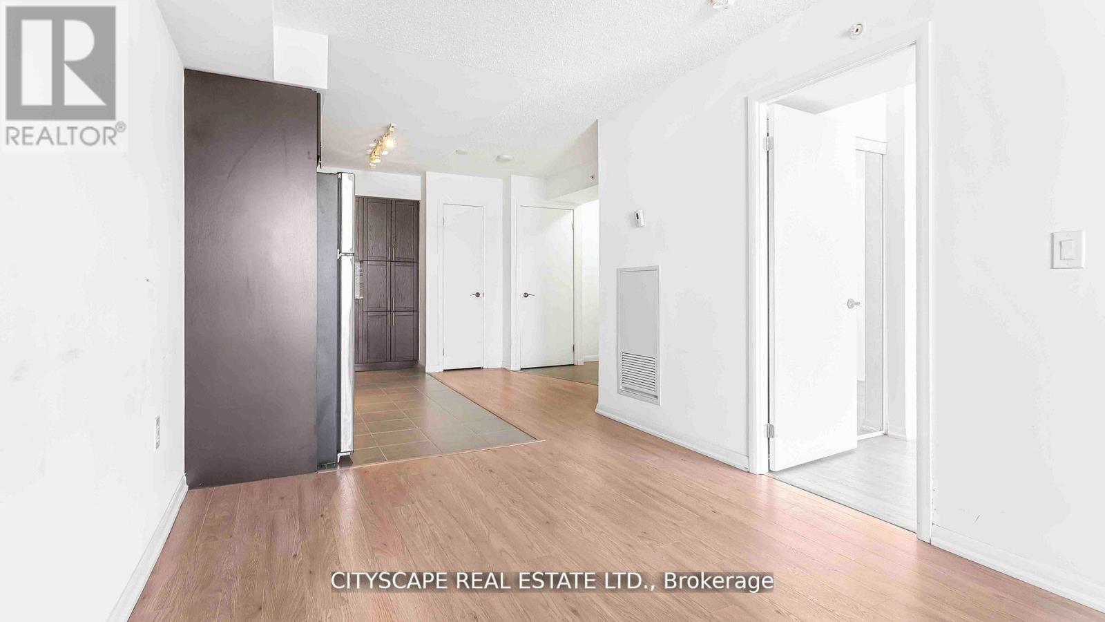 Photo 28 of 1412 830 Lawrence Avenue W, Toronto ON