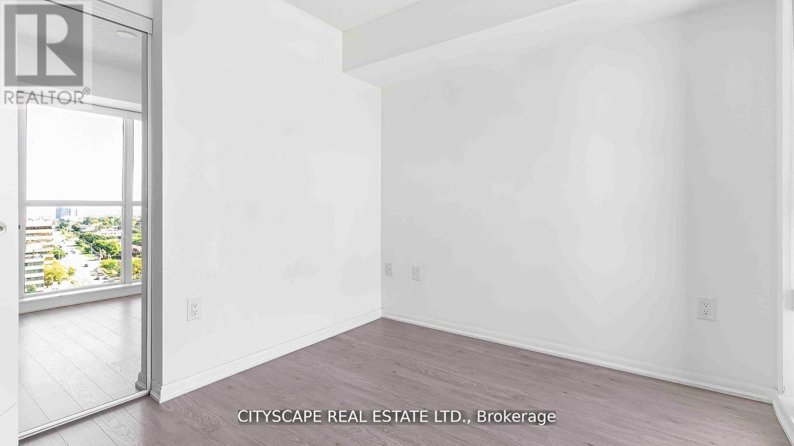 Photo 4 of 1412 830 Lawrence Avenue W, Toronto ON