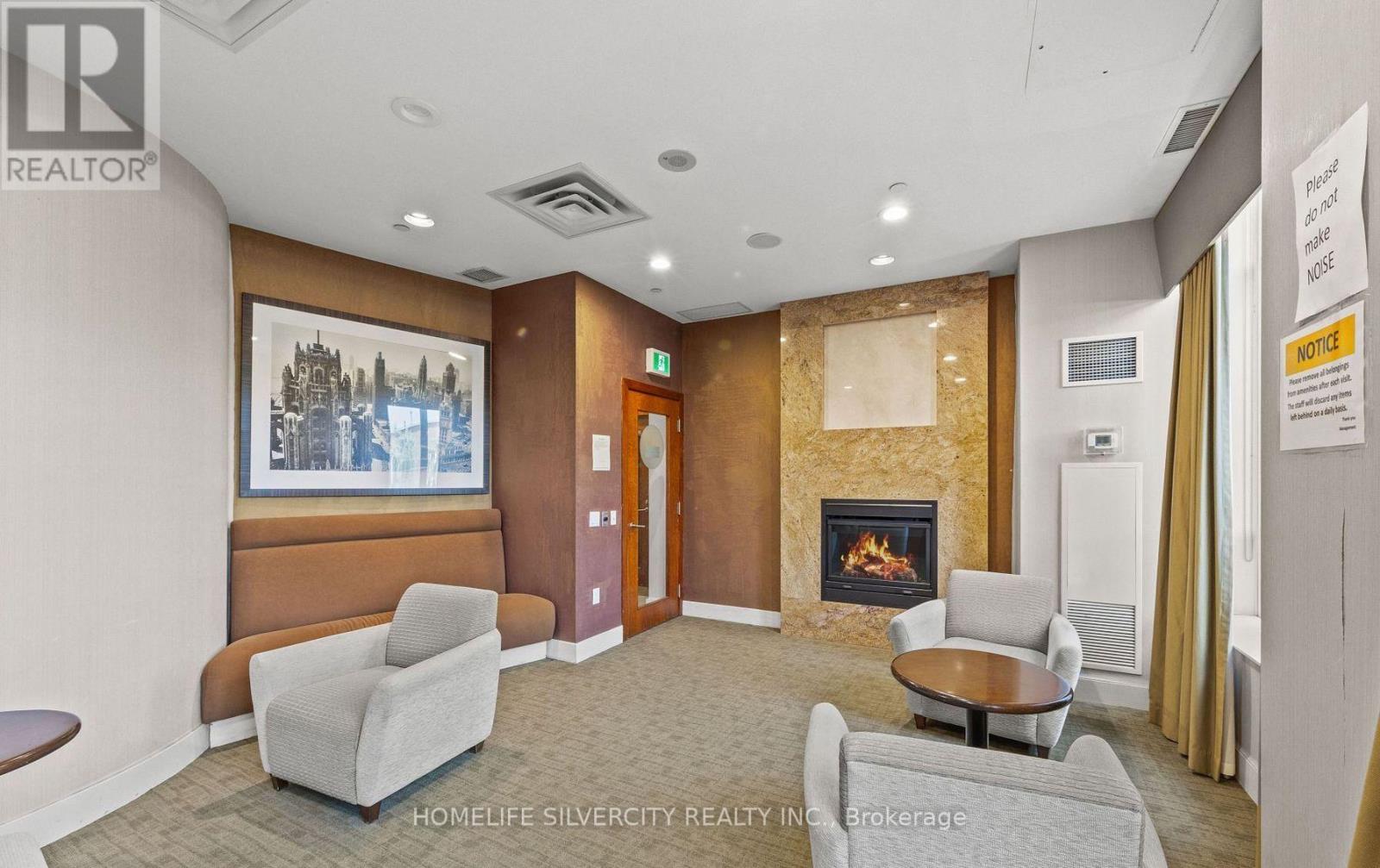 Photo 4 of 1503 55 Strathaven Drive, Mississauga ON