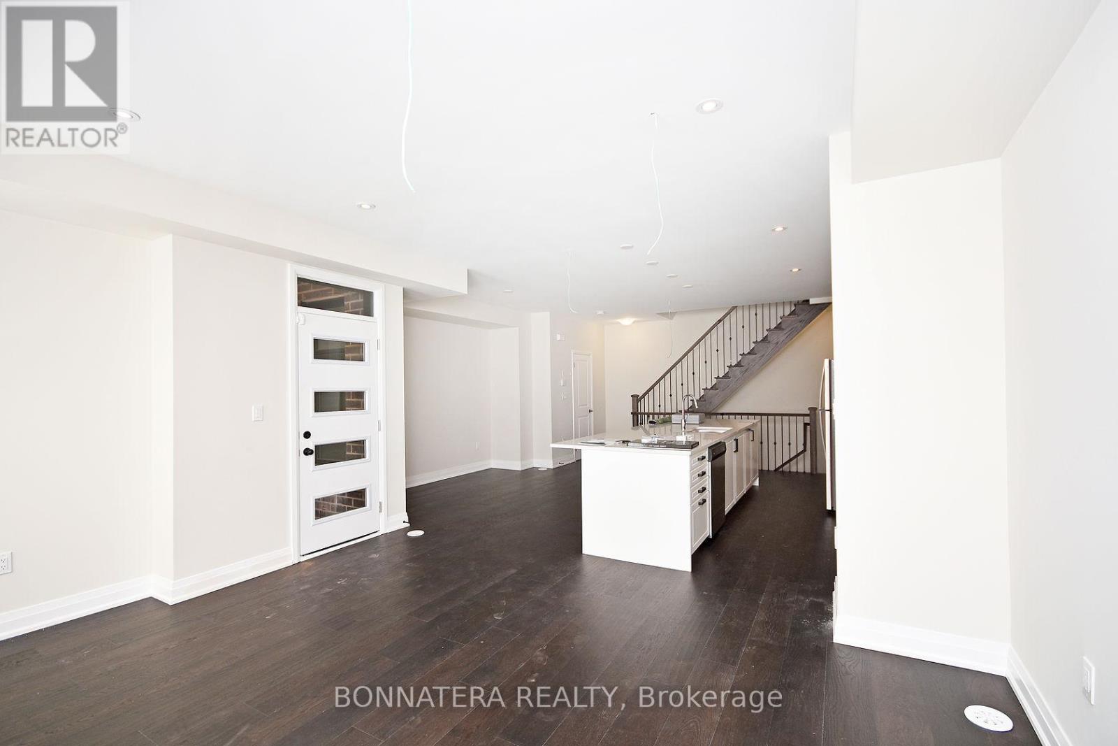 Photo 37 of 2461 Belt Lane, Oakville ON