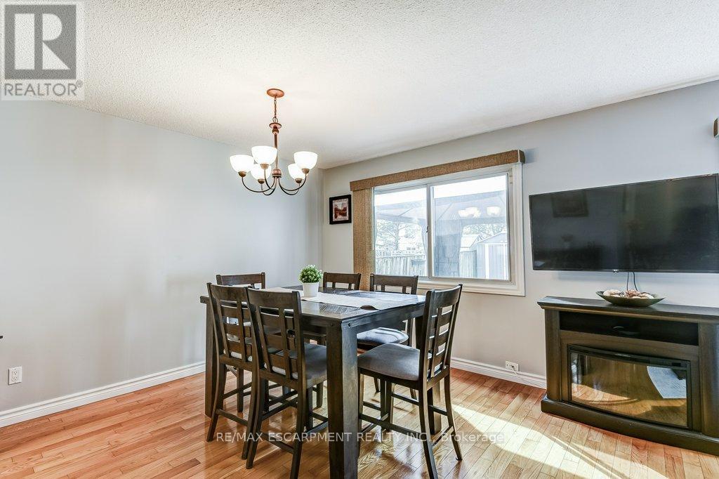 Photo 1 of 2779 Andorra Circle, Mississauga ON