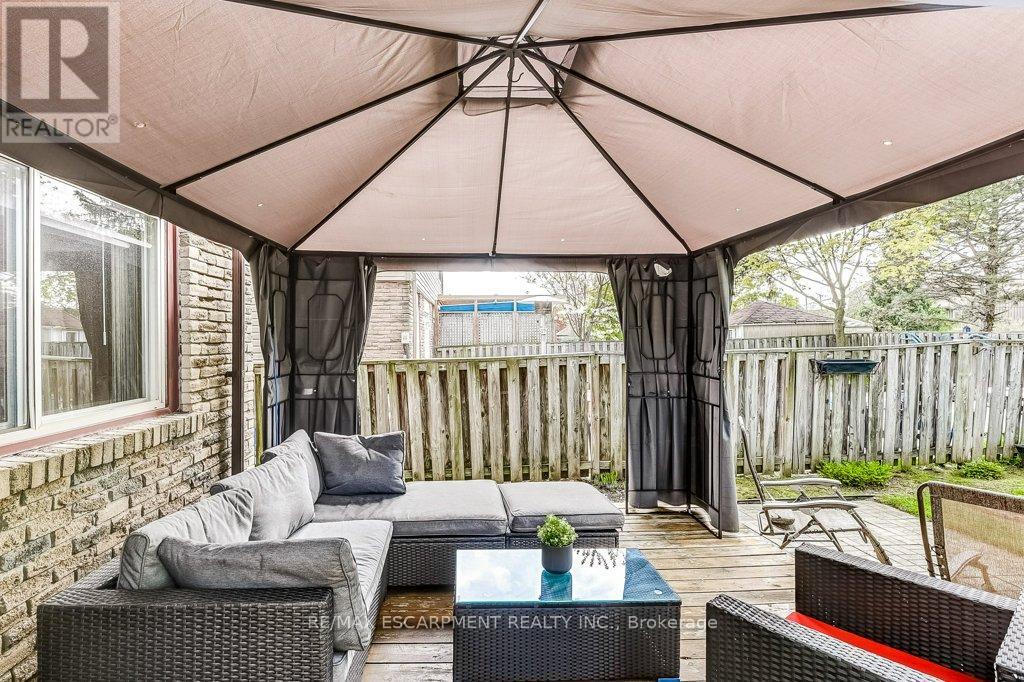 Photo 12 of 2779 Andorra Circle, Mississauga ON