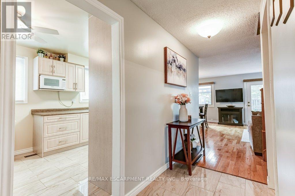 Photo 40 of 2779 Andorra Circle, Mississauga ON