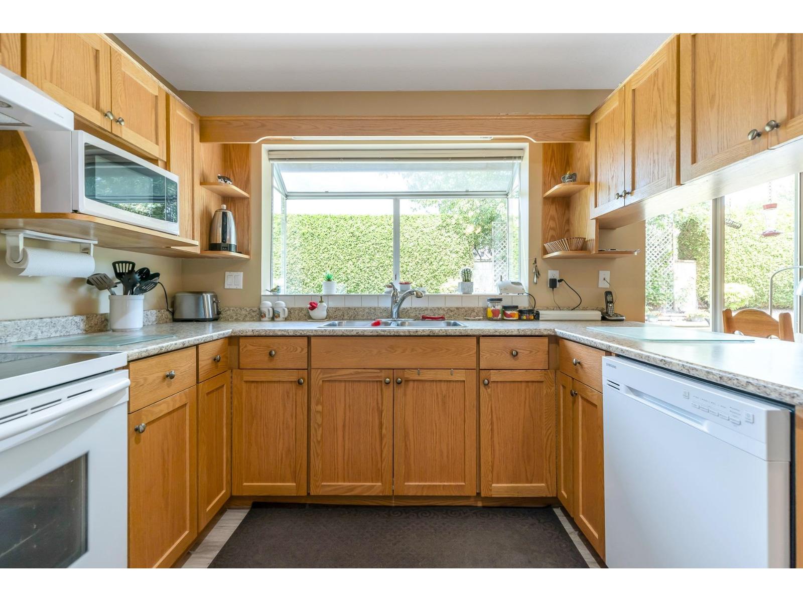 Photo 6 of 5 31406 Upper Maclure Road, Abbotsford BC