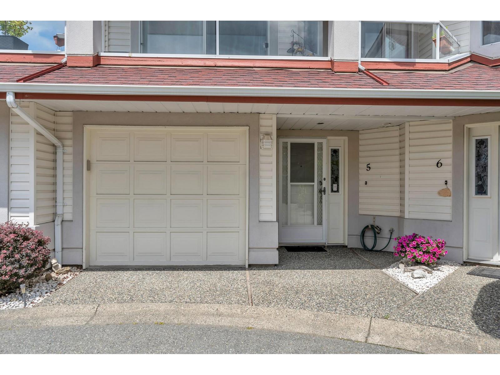 Photo 11 of 5 31406 Upper Maclure Road, Abbotsford BC