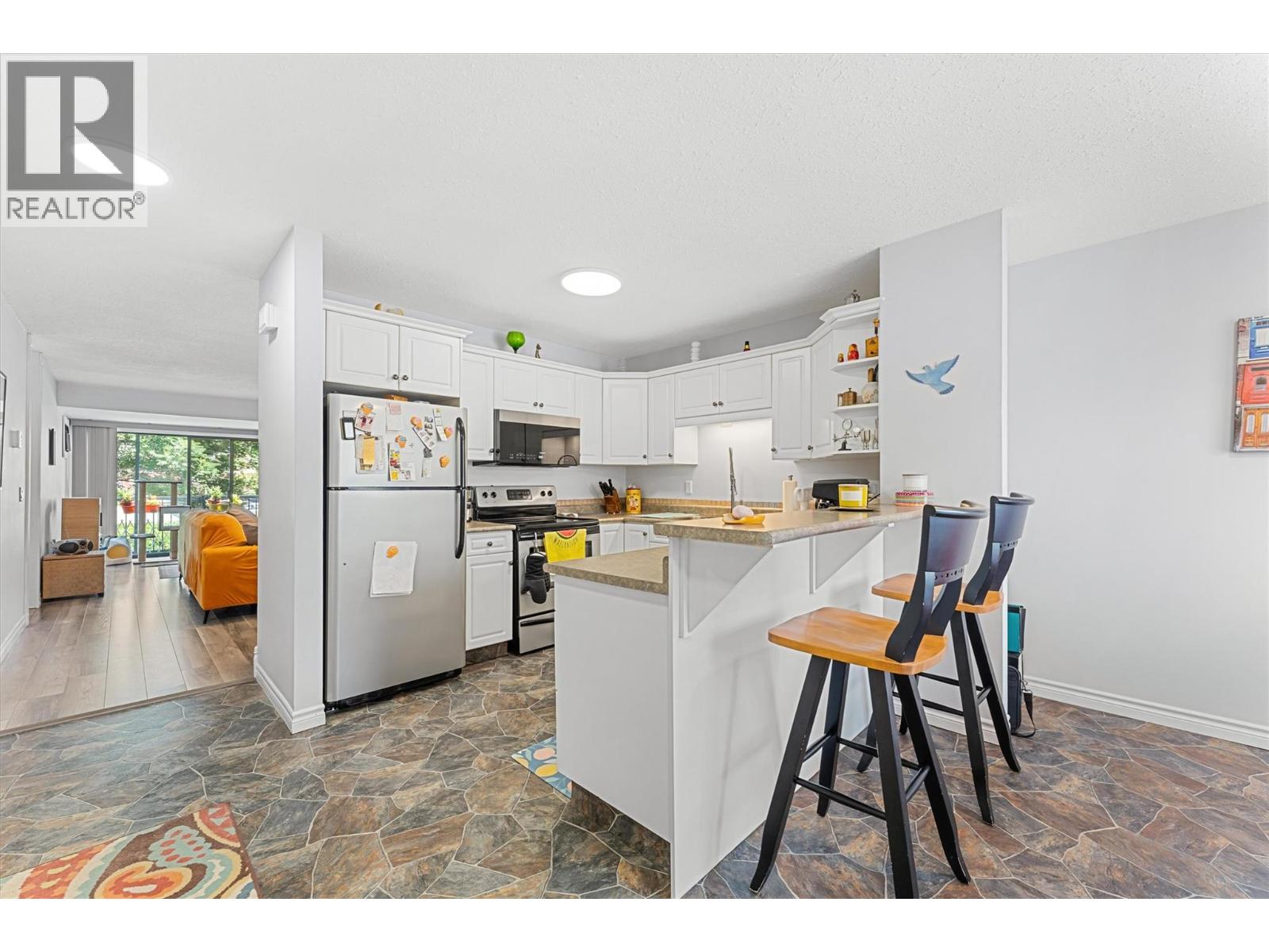 Photo 9 of 290 Mills Road Unit 201, Kelowna BC