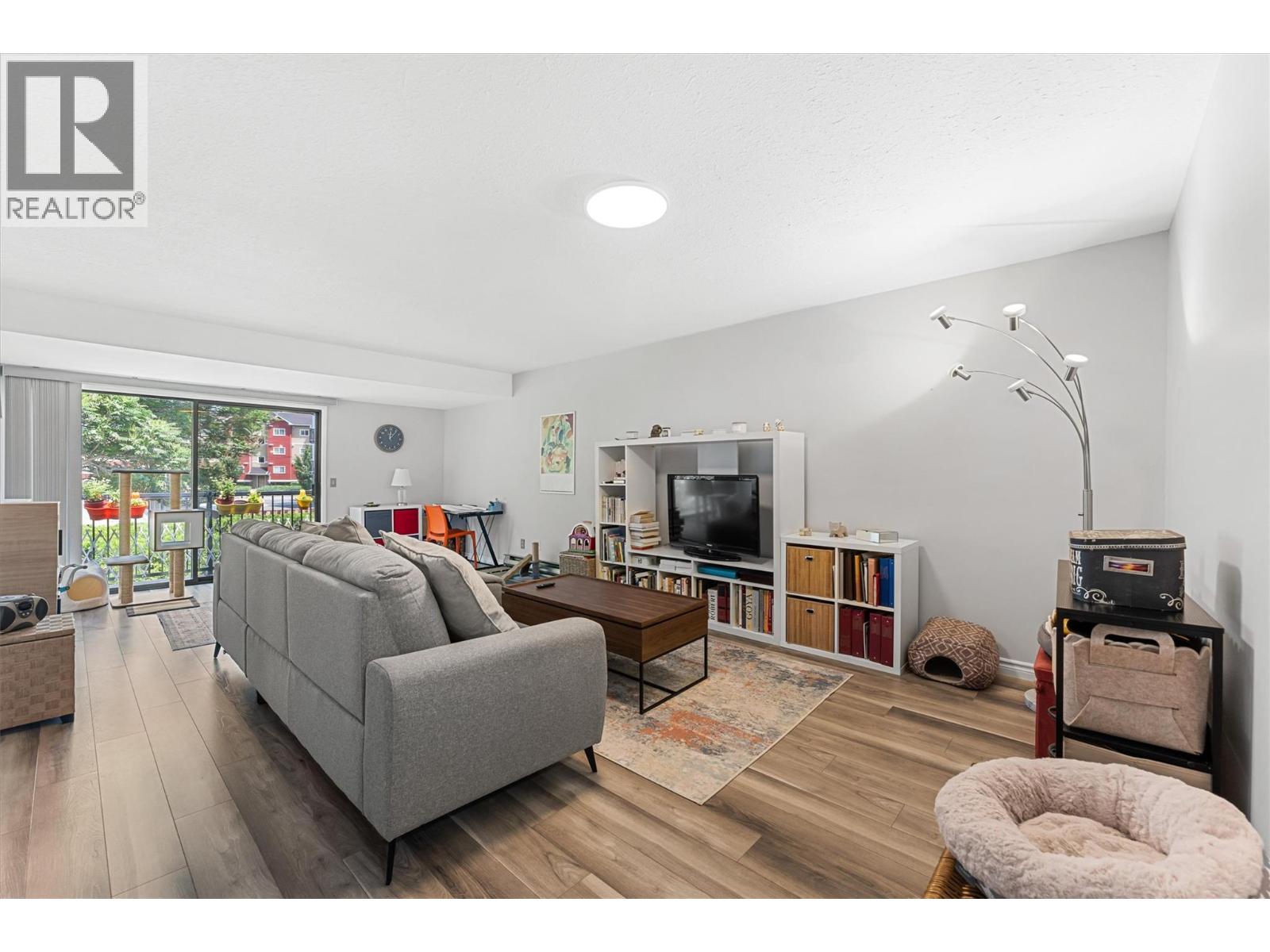 Photo 5 of 290 Mills Road Unit 201, Kelowna BC