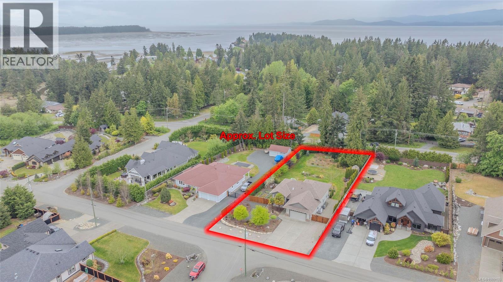 Photo 14 of 1623 Stone Lake Dr, Nanoose Bay BC