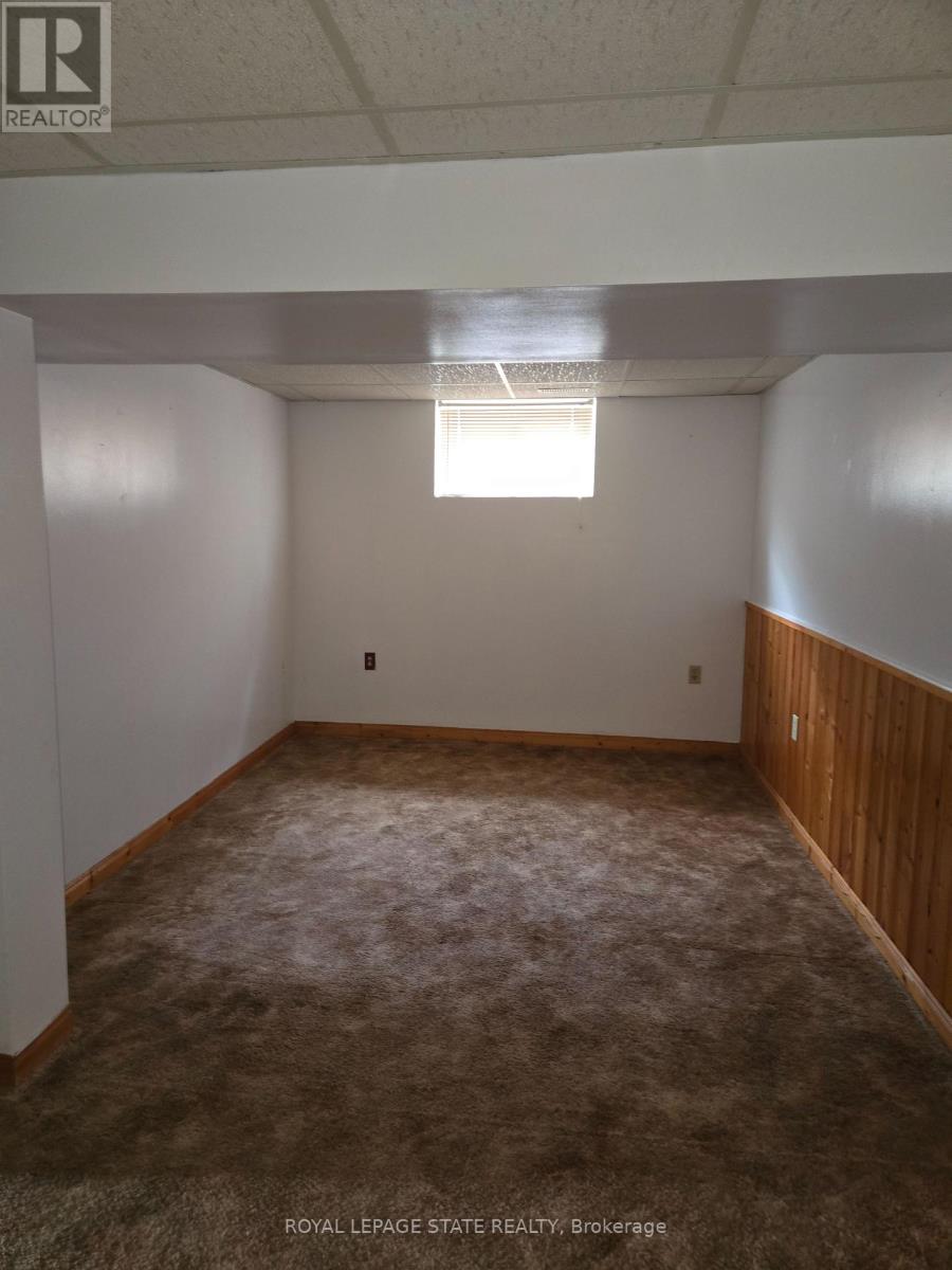Photo 5 of 218 East 44th Street, Hamilton ON