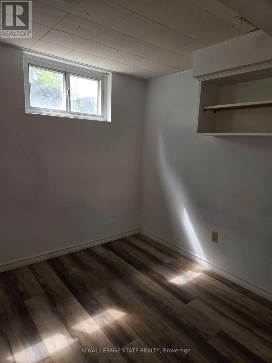 Photo 10 of 218 East 44th Street, Hamilton ON