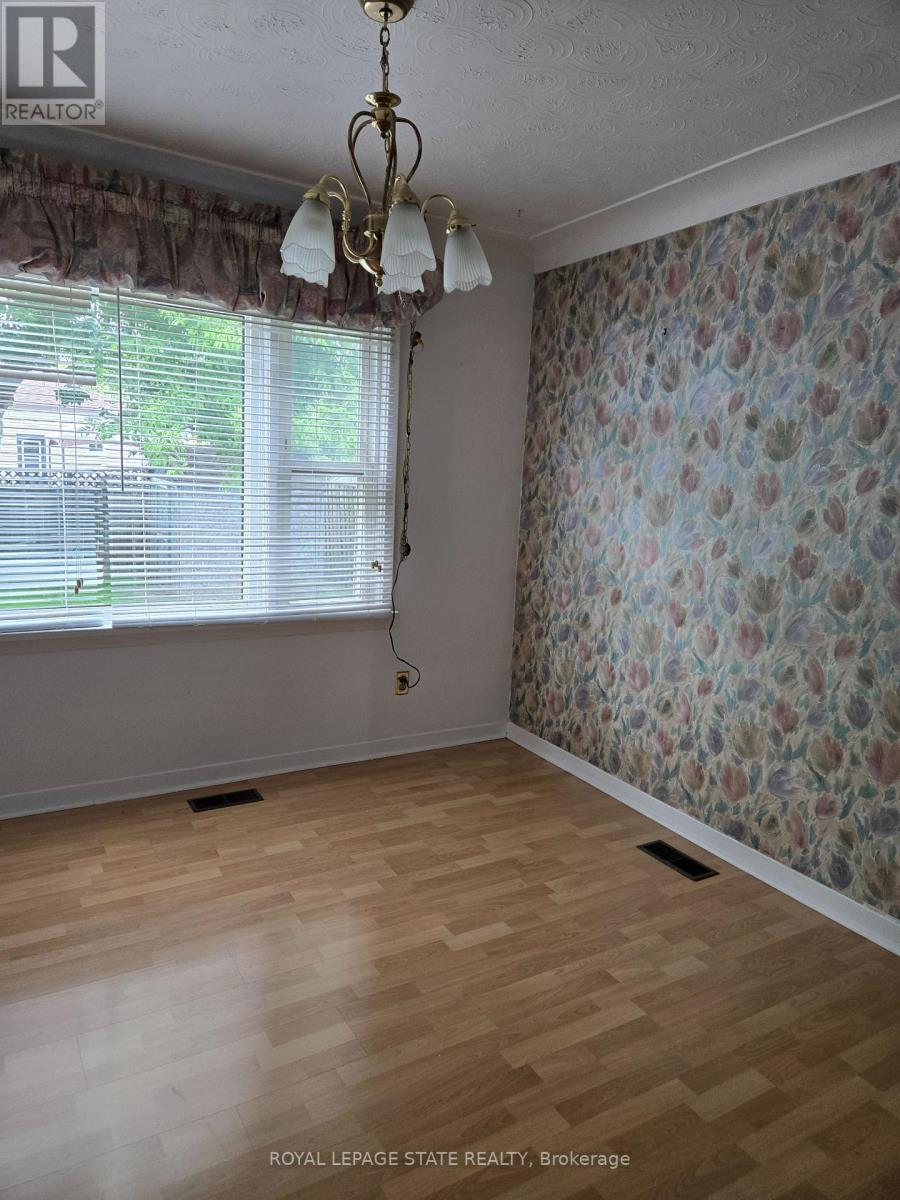 Photo 9 of 218 East 44th Street, Hamilton ON