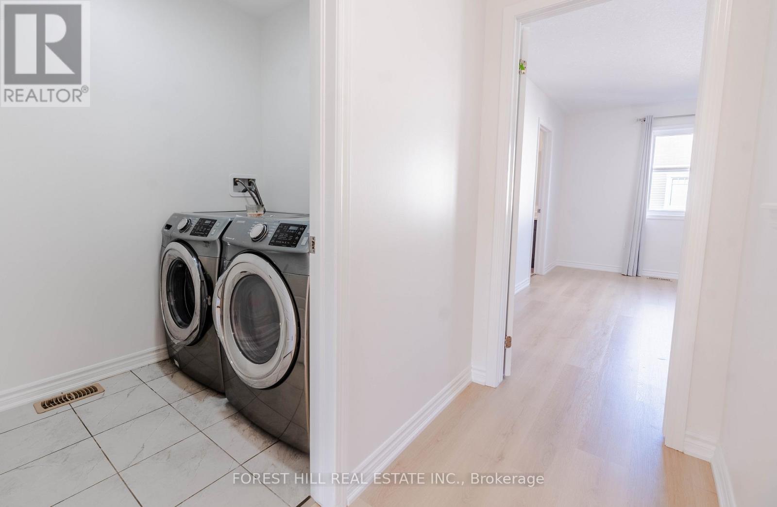 Photo 21 of 11 Glenvista Drive, Kitchener ON