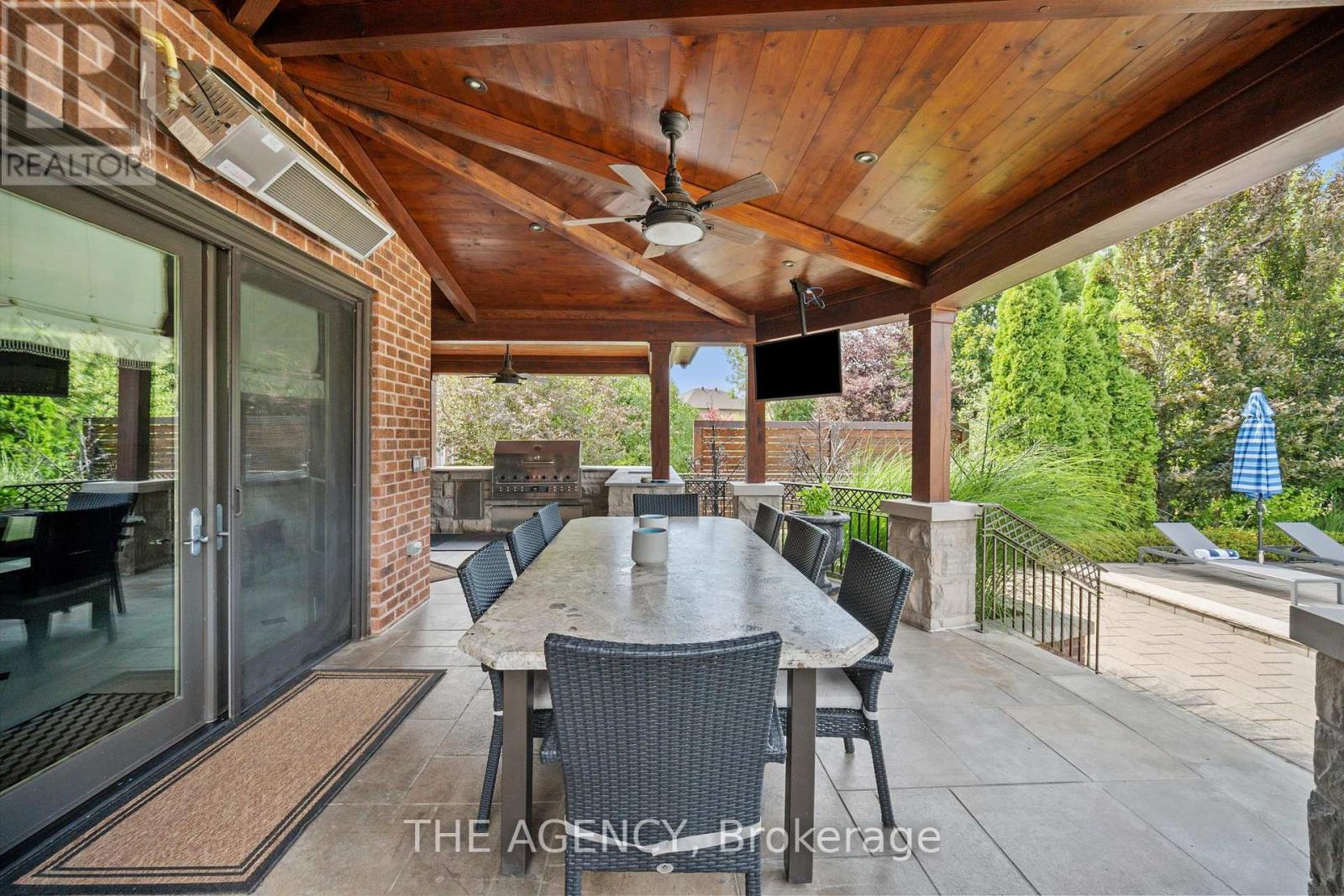Photo 40 of 49 Bayside Court, Vaughan ON