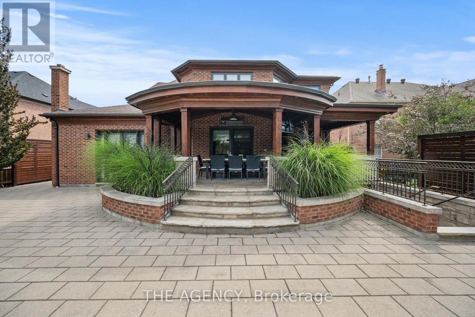 Photo 42 of 49 Bayside Court, Vaughan ON