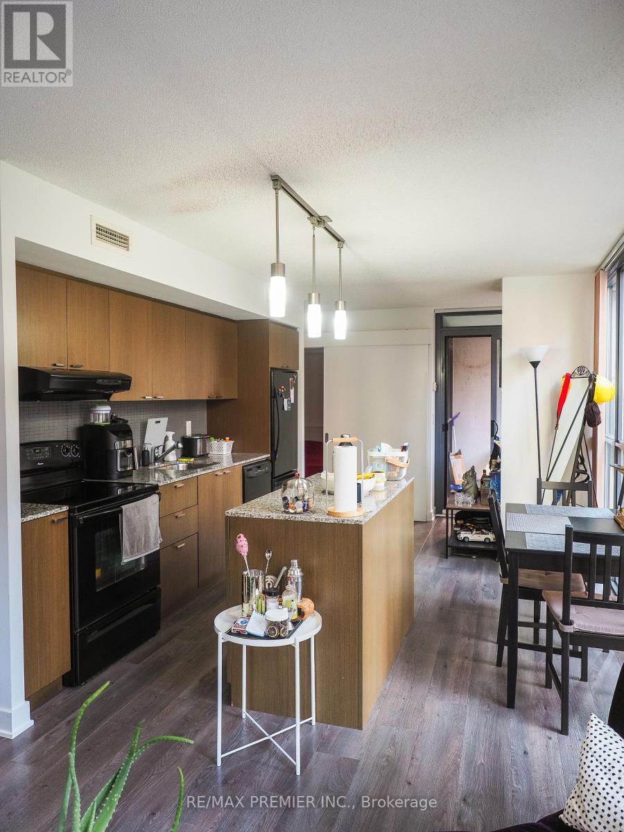 Photo 36 of 508 110 Charles Street E, Toronto ON