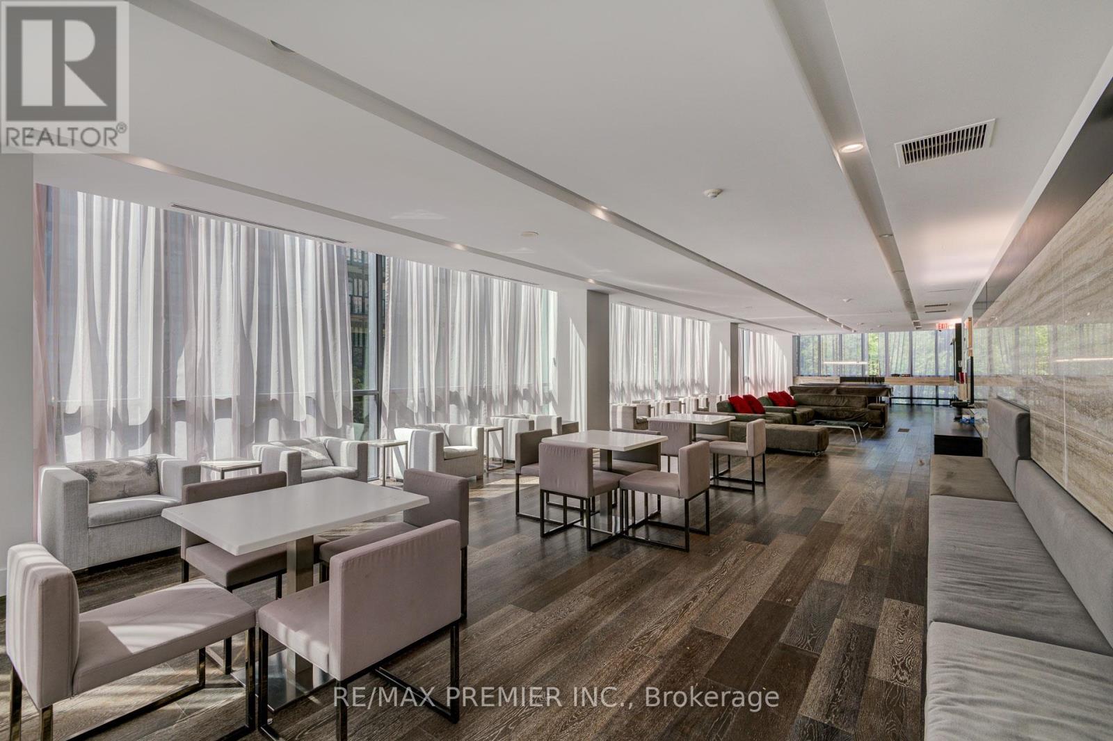 Photo 25 of 508 110 Charles Street E, Toronto ON