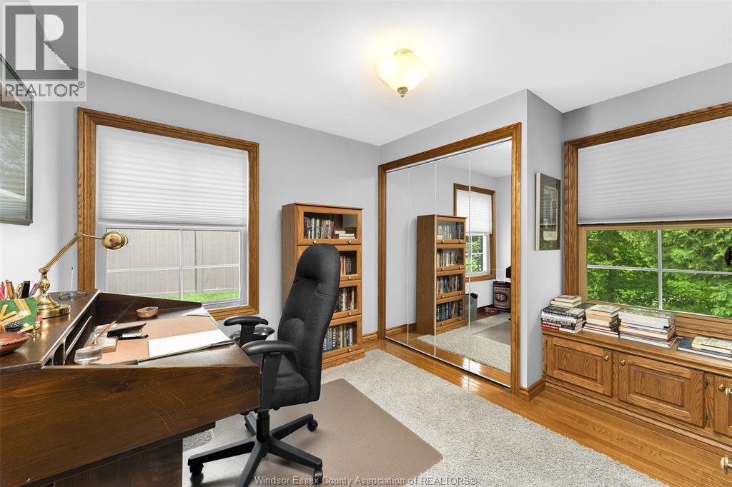 Photo 23 of 1506 Whitewood, Kingsville ON