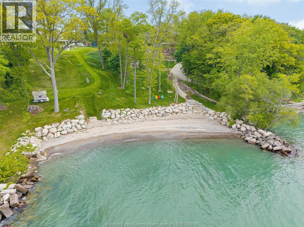 Photo 42 of 1506 Whitewood, Kingsville ON