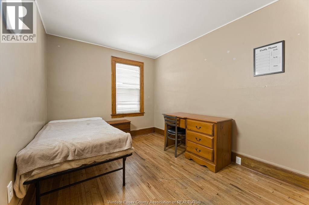 Photo 26 of 637 Rankin, Windsor ON