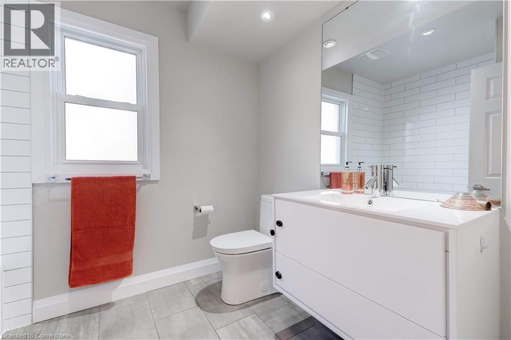 Photo 10 of 97 Knyvet Avenue, Hamilton ON