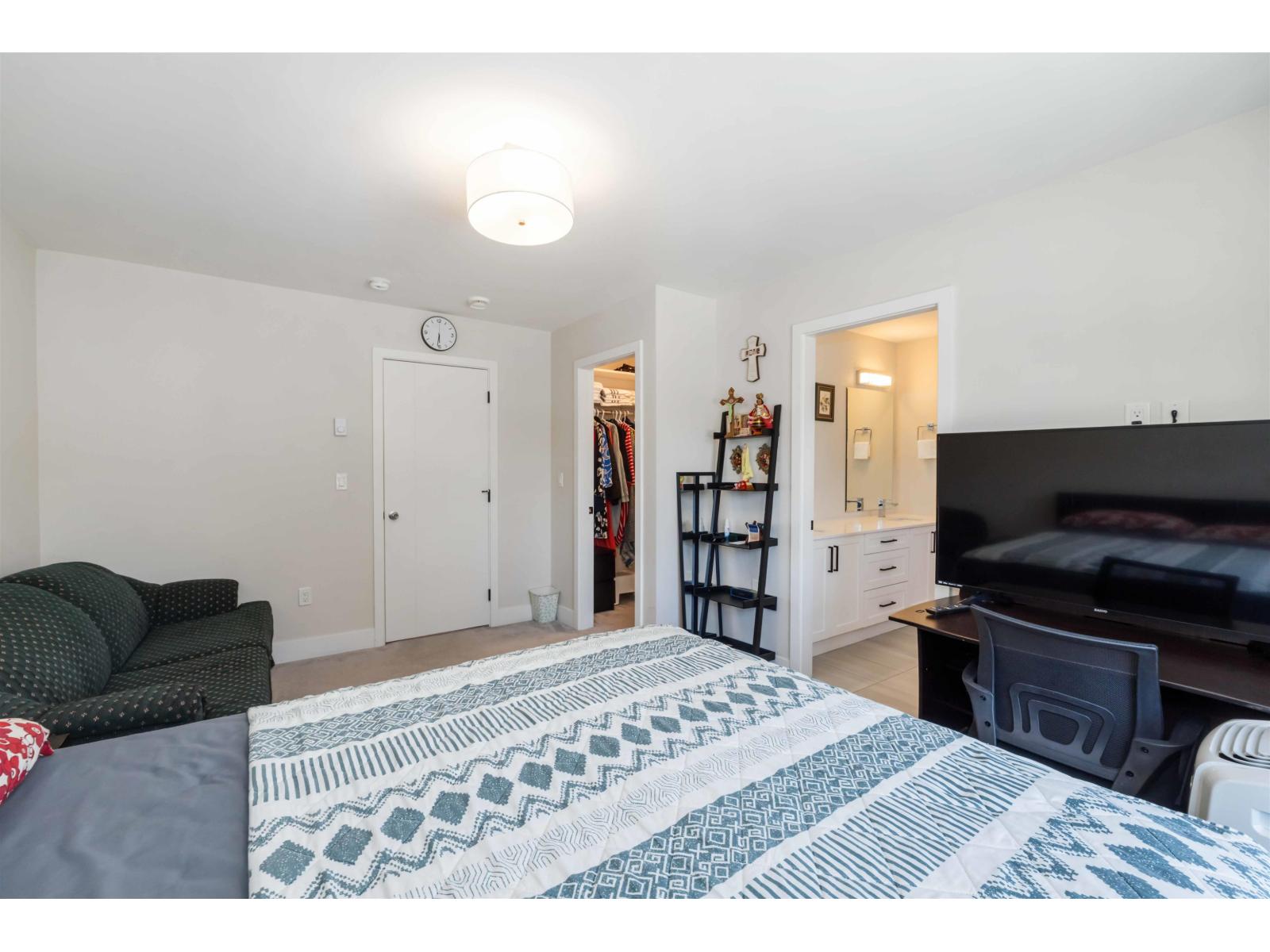 Photo 31 of 26 2033 Mckenzie Road, Abbotsford BC