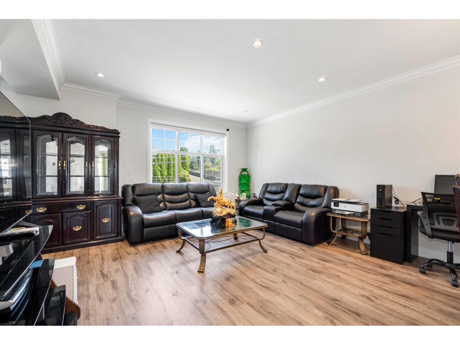 Photo 6 of 26 2033 Mckenzie Road, Abbotsford BC