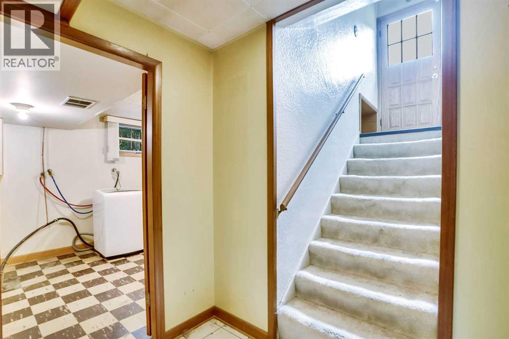 Single Family House Bungalow for Sale in  Kelwood Drive SW Glendale Calgary 