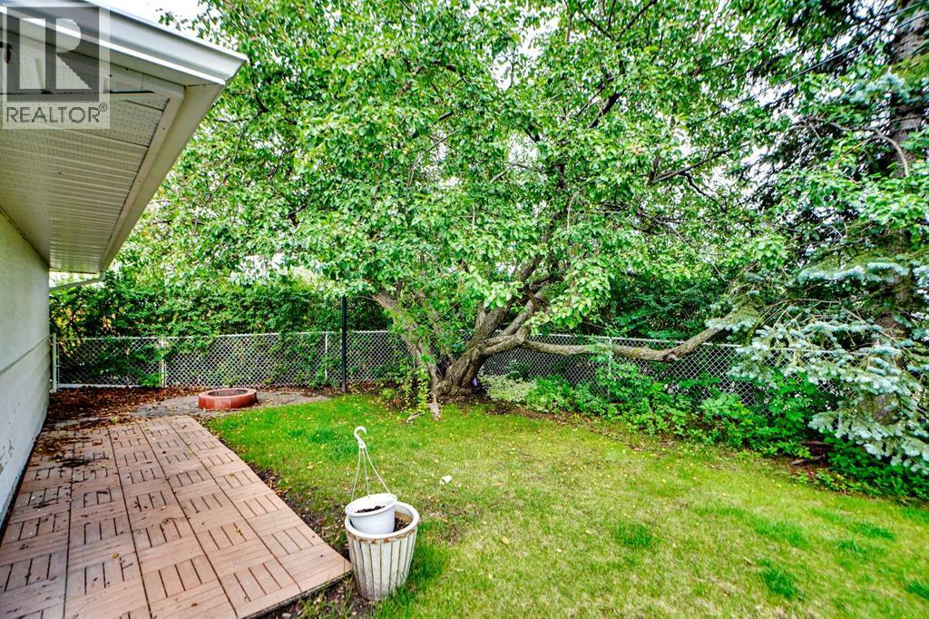 Single Family House Bungalow for Sale in  Kelwood Drive SW Glendale Calgary 