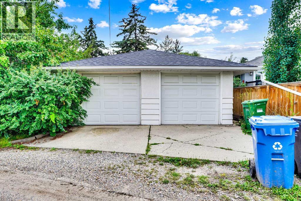 Single Family House Bungalow for Sale in  Kelwood Drive SW Glendale Calgary 