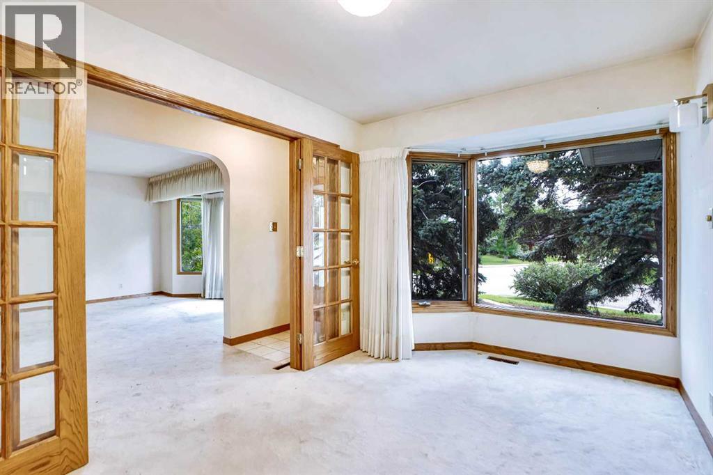 Single Family House Bungalow for Sale in  Kelwood Drive SW Glendale Calgary 