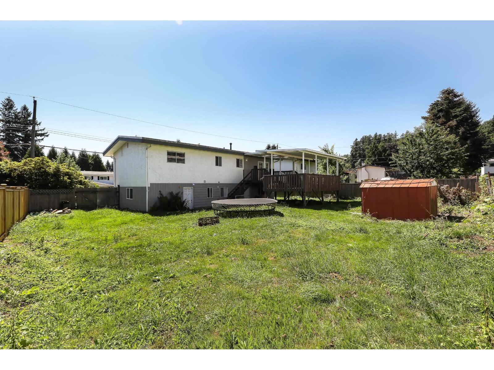 House in Mission - Image 24