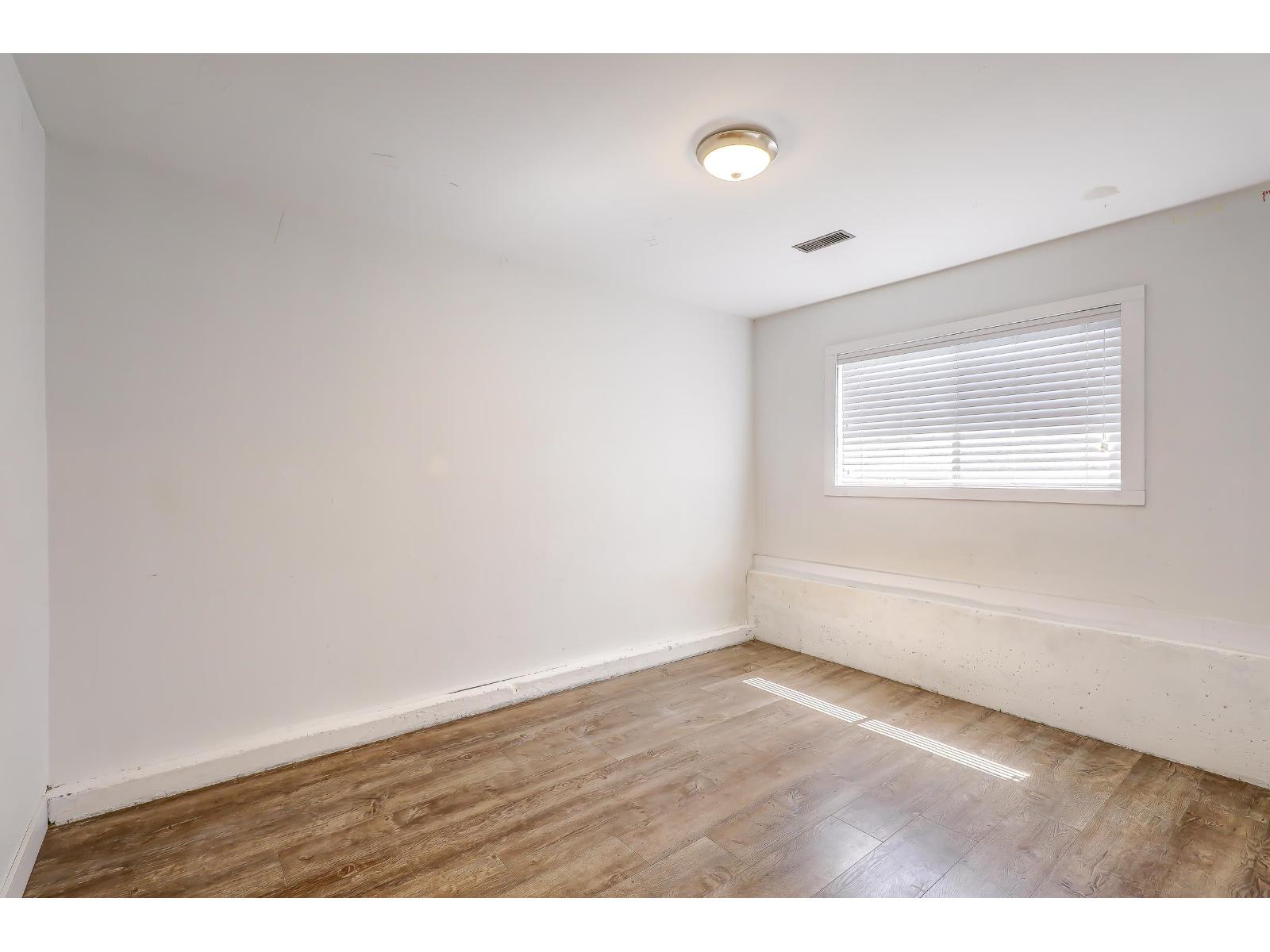 House in Mission - Image 15