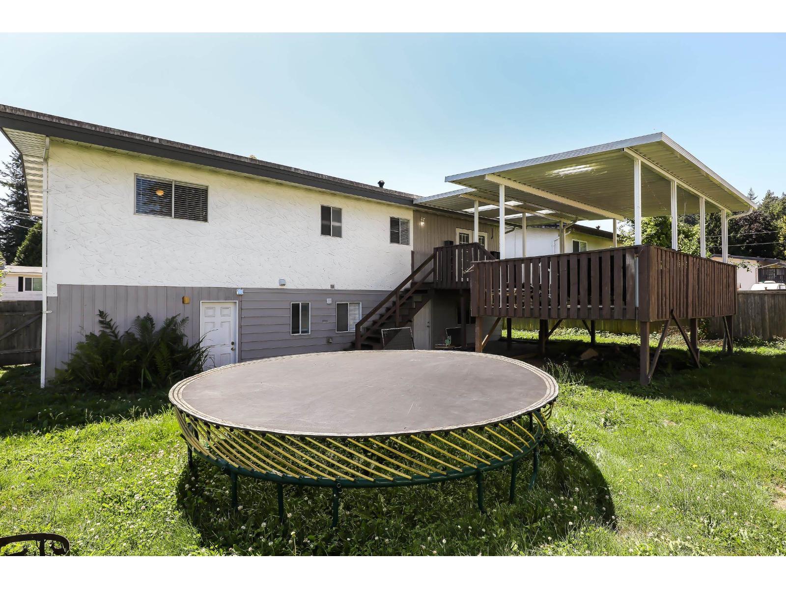 House in Mission - Image 25