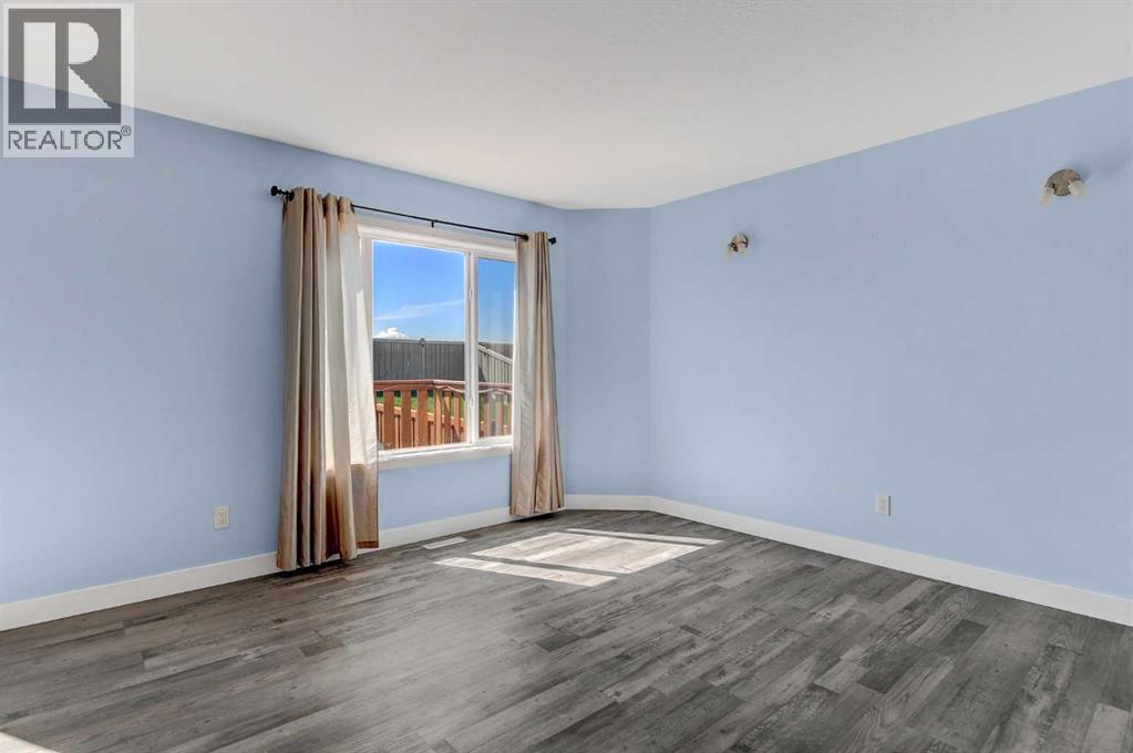 Photo 9 of 8417 101 Avenue, Grande Prairie AB