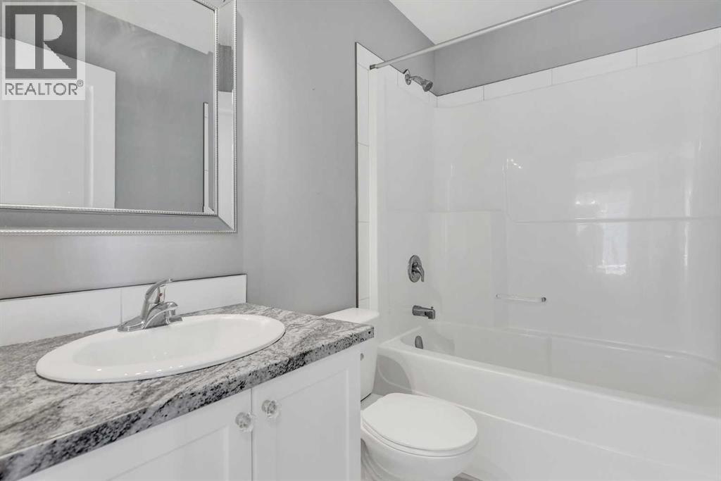 Photo 2 of 8417 101 Avenue, Grande Prairie AB