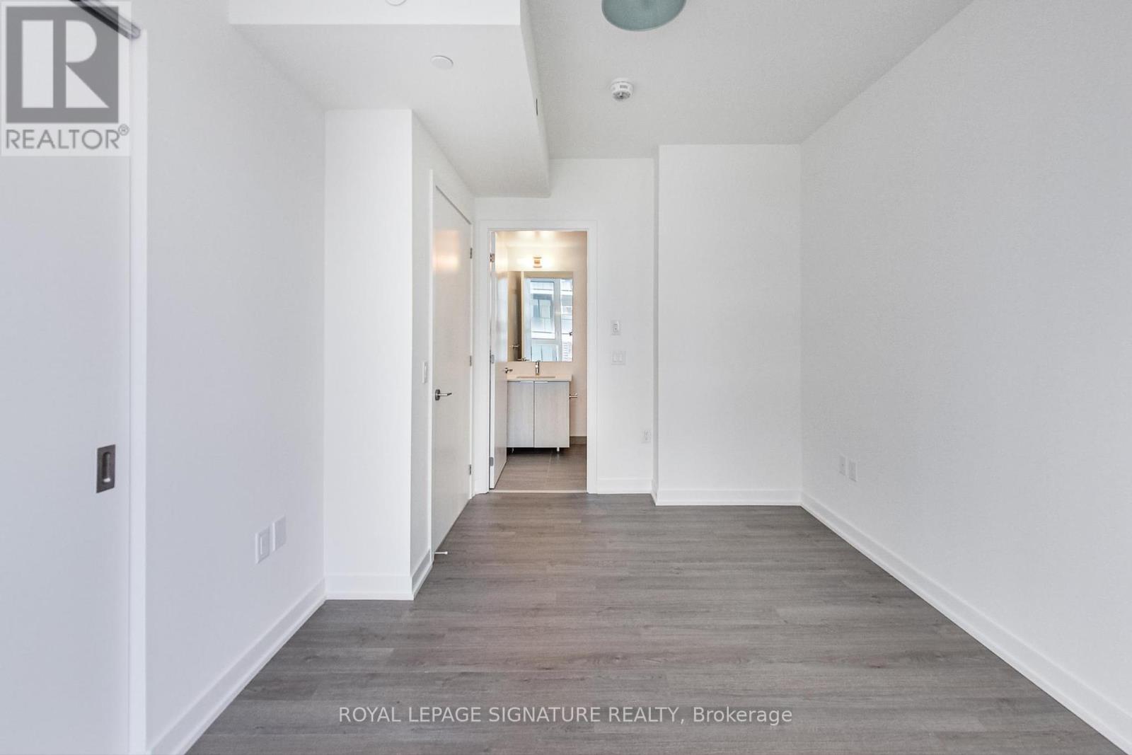 Photo 24 of 3408 357 King Street W, Toronto ON