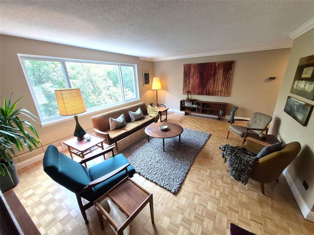 Photo 5 of 3 G 300 Roslyn Road, Winnipeg MB
