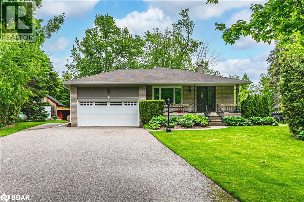 Photo 8 of 5853 Yonge Street, Innisfil ON