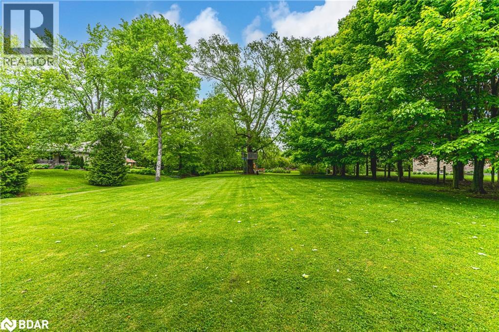 Photo 4 of 5853 Yonge Street, Innisfil ON
