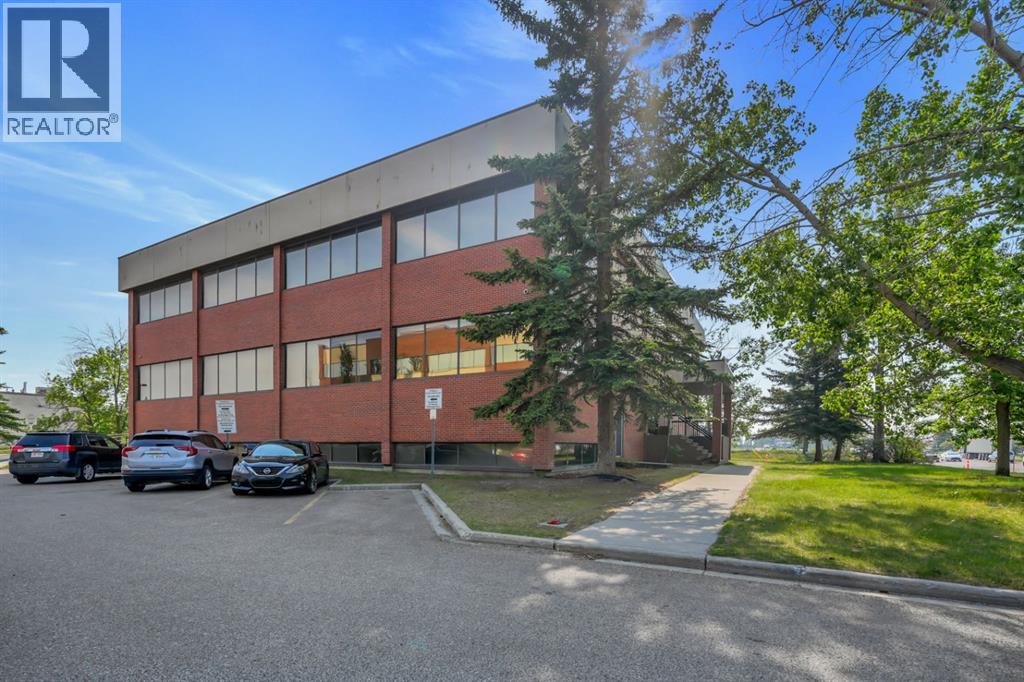 Office for Sale in   Avenue NE Horizon Calgary 