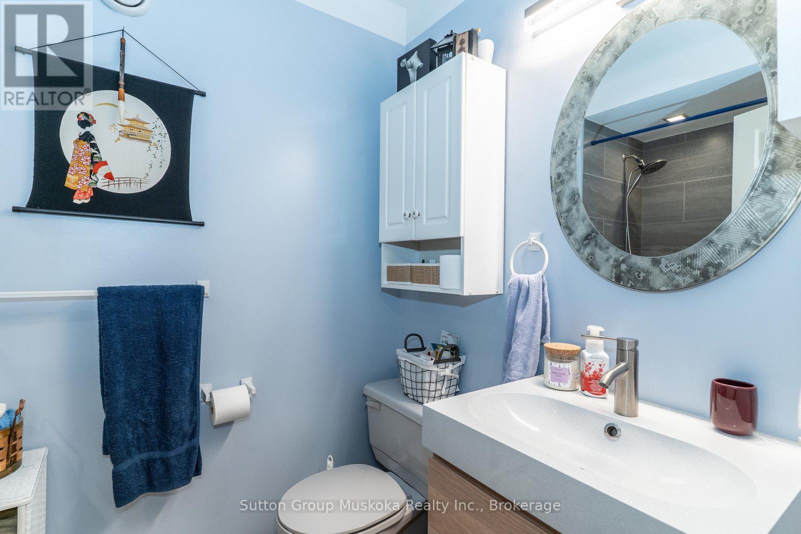 Photo 10 of 12 Silver Oaks Crescent, Huntsville ON