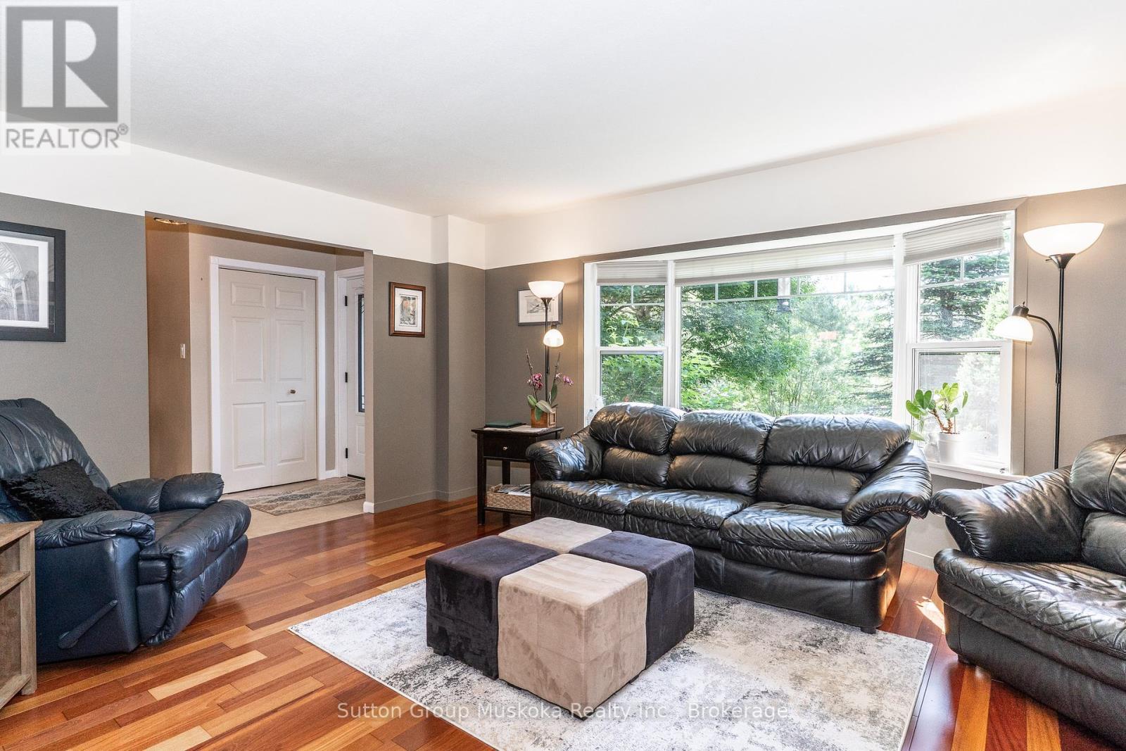 Photo 20 of 12 Silver Oaks Crescent, Huntsville ON