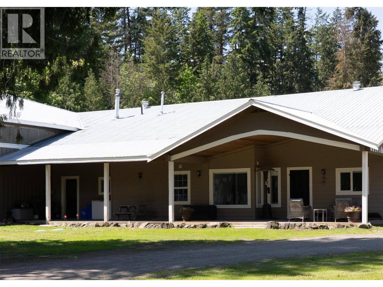 Photo 17 of 4452 Sleepy Hollow Road, Armstrong BC