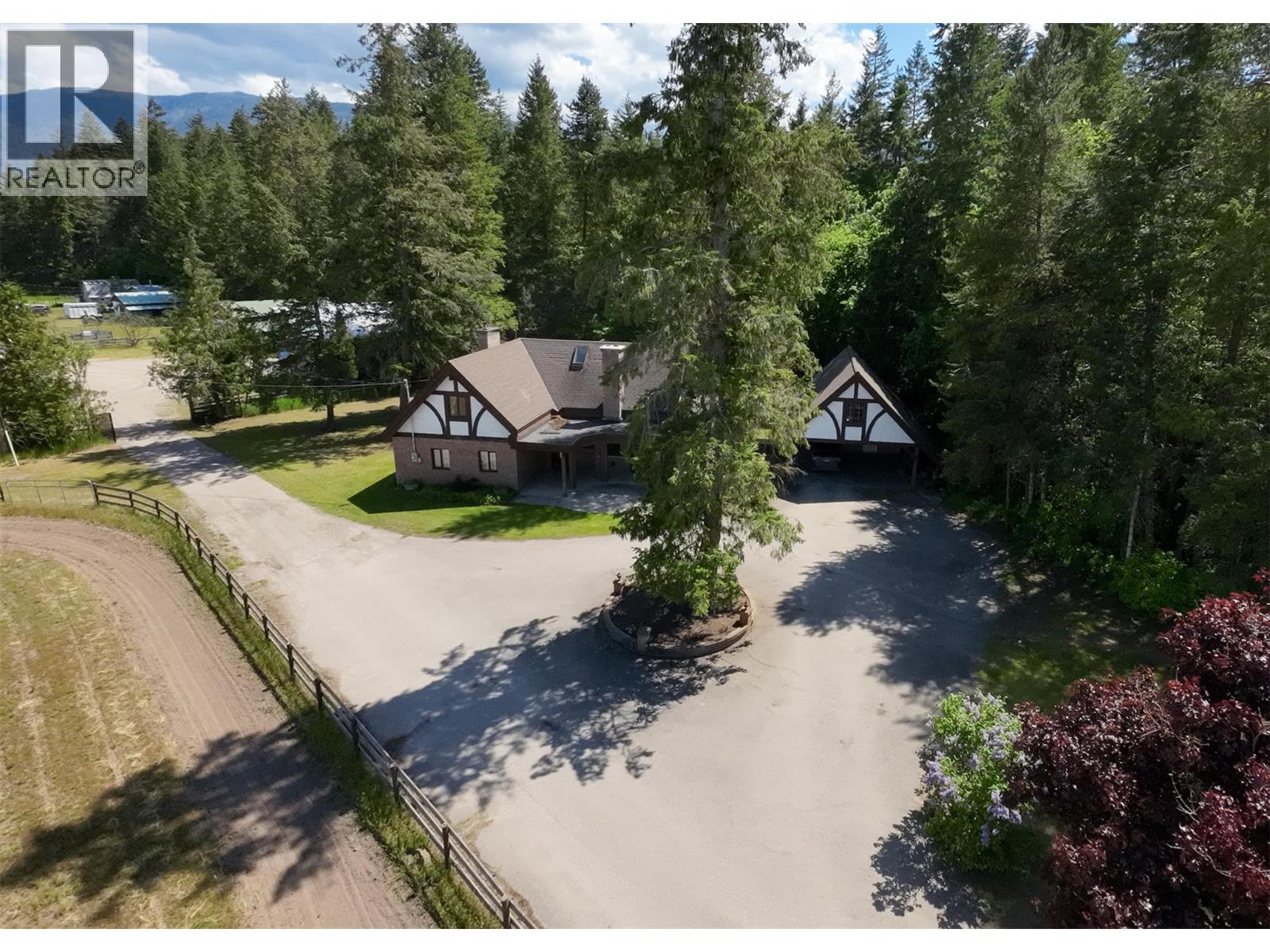 Photo 12 of 4452 Sleepy Hollow Road, Armstrong BC